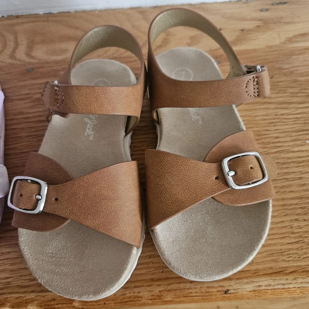 Kids Multi-Color Sandals Set - Picture 2 of 7